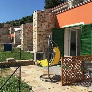  Appartement La Casa Del Mare : Cozy With Seaview And Garden